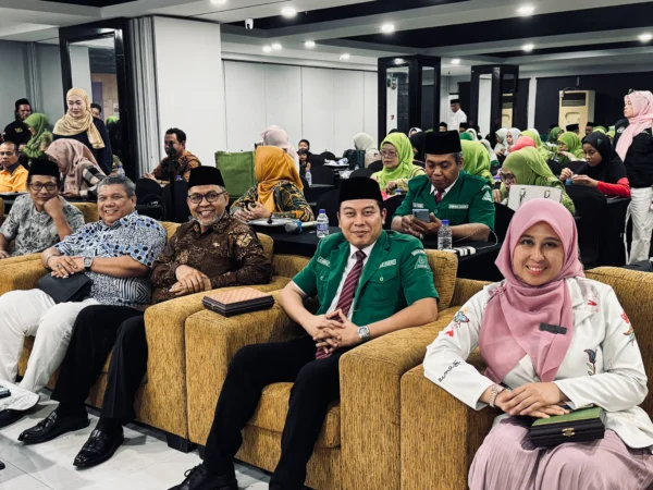 Arvia AI Smartboard Fliptouch - Seminar Internasional PC GP Ansor Malaysia israk solutions