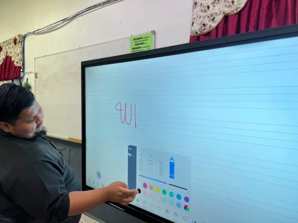 arvia ai smartboard sk lereh melaka israk solutions