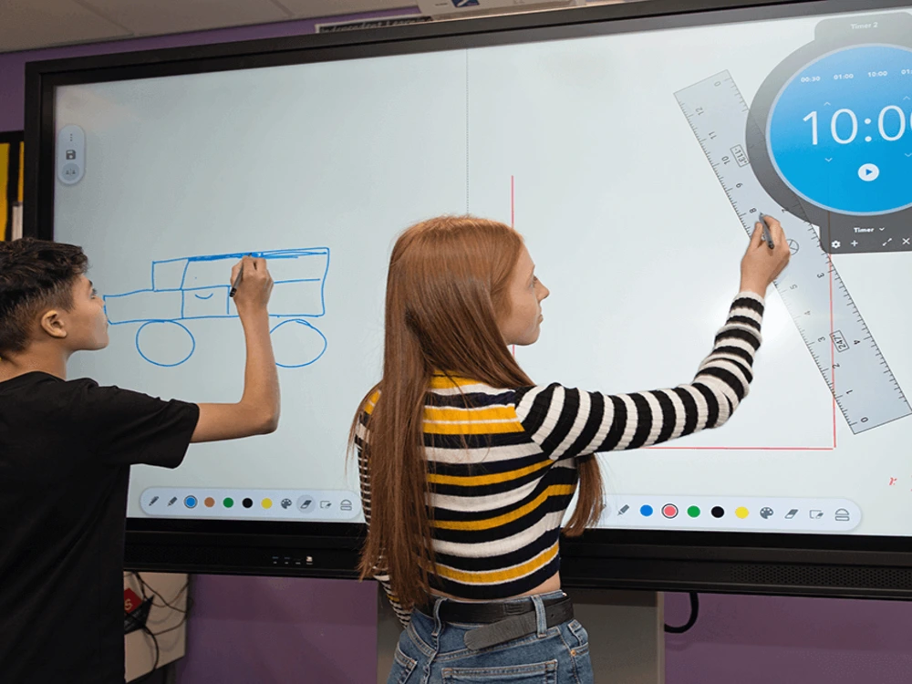 Touchscreen-Solution-Boost-Engagement-with-Interactive-Technology