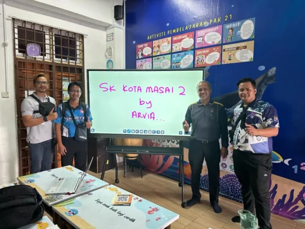 INSTALLATION-TRAINING-SMARTBOARD-SK-KOTA-MASAI-2 -000000000007