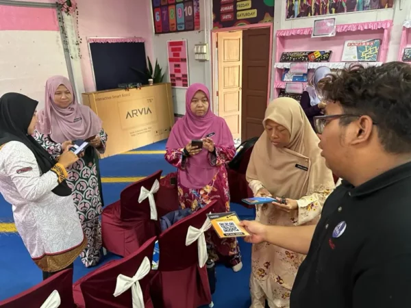 INSTALLATION-TRAINING-SMARTBOARD-SK-TENGKU-MAHMOOD-1-MUAR-000000000008