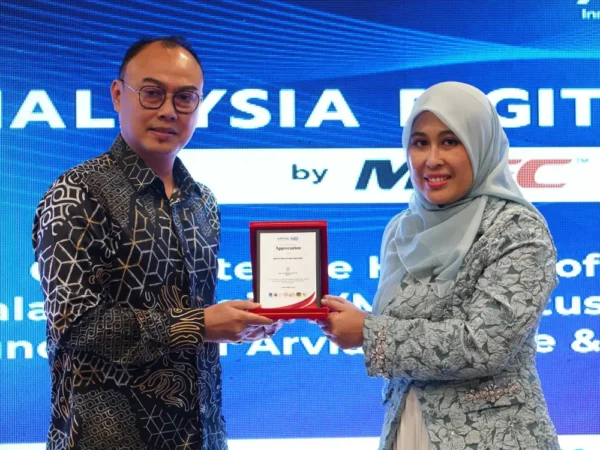 malaysia digital status launch bizcore ai smartboard