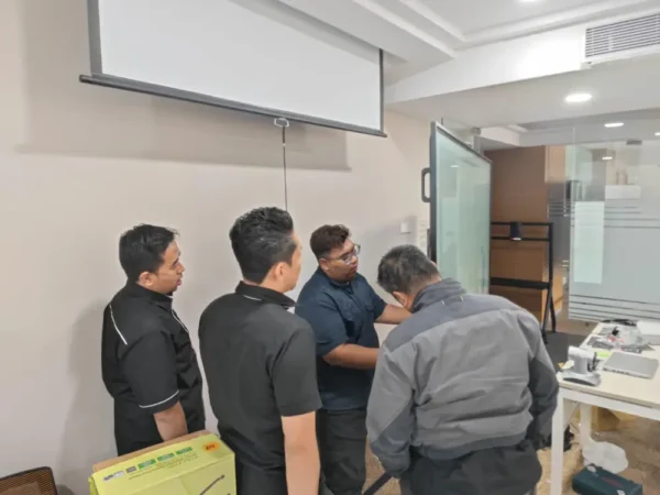 OUM-Petaling-Jaya-Smartboard-ARV100--003