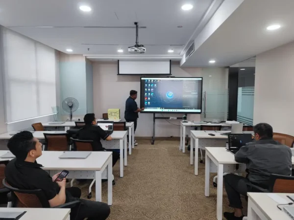 OUM-Petaling-Jaya-Smartboard-ARV100--004