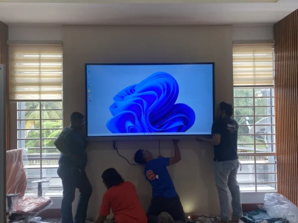 Smartboard-ARV-100-75-inch-and-Stand-Smartboard-Rawang-Bukit-Beruntung-001