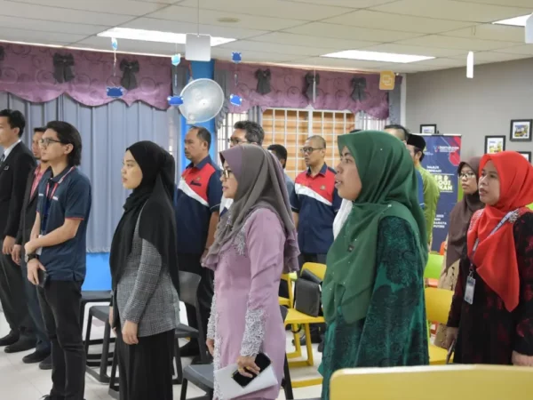 Smartboard-ARV100-MOU-SSTP-Johor-ACE-014
