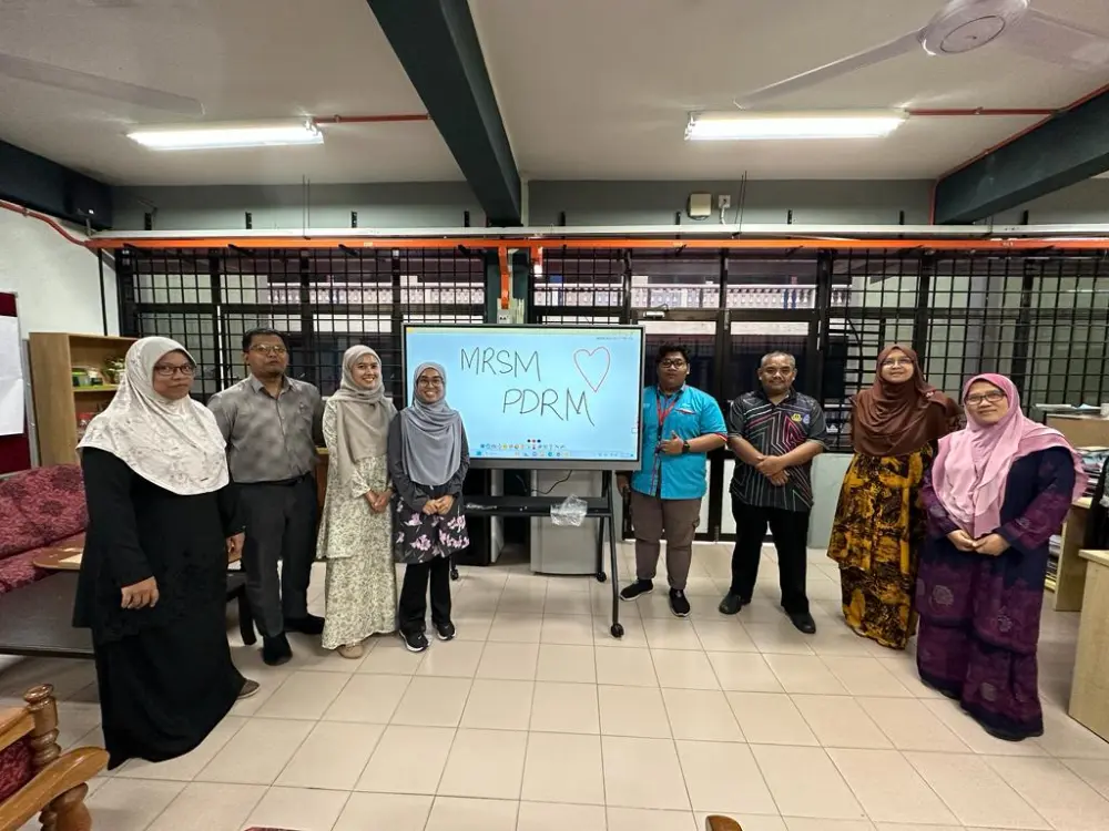 Interactive Smartboard for MRSM PDRM Kulim 2023 – Complete Solutions