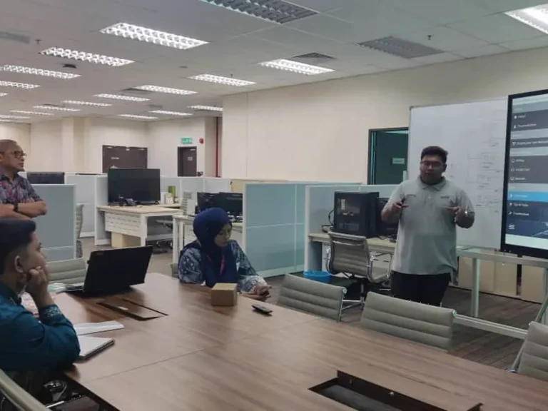 Smartboard Security for Windows 86 in Meeting Rooms