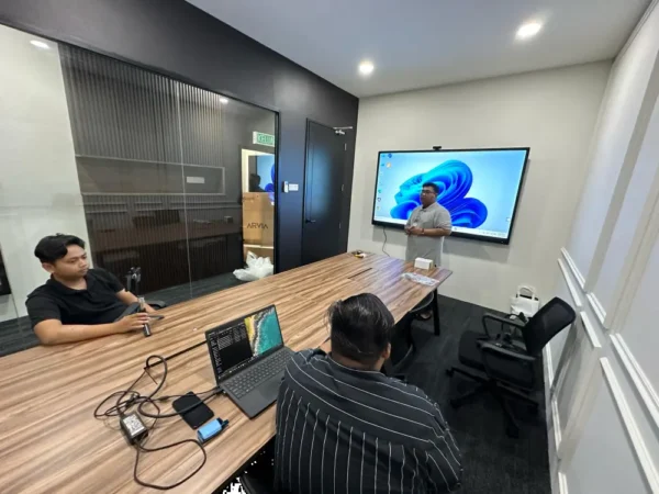 Revolutionizing Meeting Experiences: Arachnid System Sdn Bhd’s Cutting-Edge Smartboard Arvia