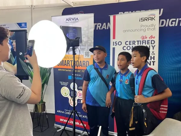 Smartboard-windows-android-Karnival Pendidikan Sinar Bestari-004