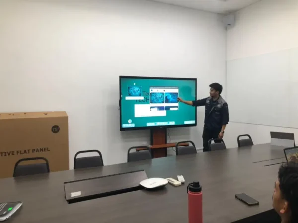 arvia ai smartboard commerce sdn bhd dot com israk solutions