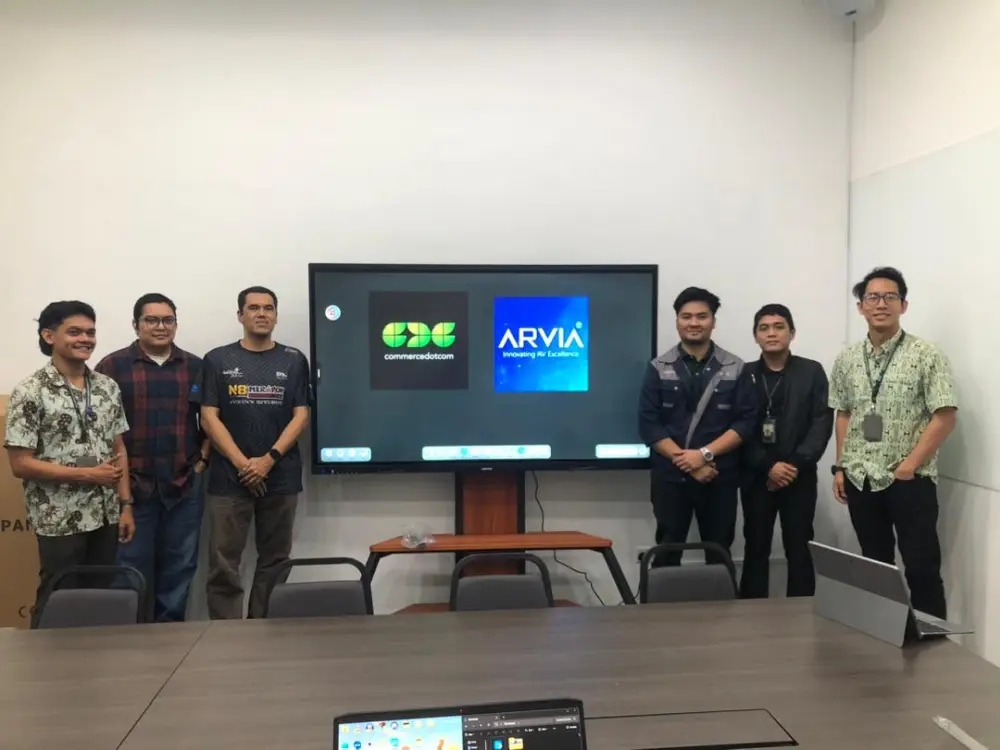 AI Smartboard Elevates Corporate Collaboration at Commerce Dot Com