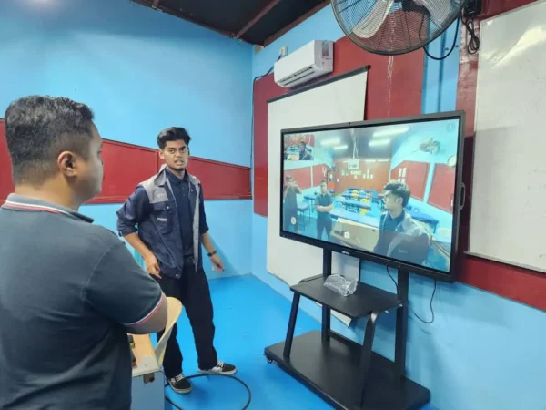 ai smartboard kolej vokasional sultan haji ahmad shah (KV SHAS) arvia solutions israk solutions