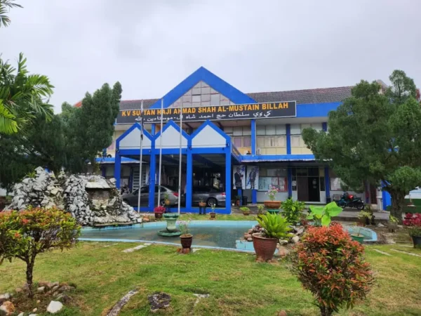 ai smartboard kolej vokasional sultan haji ahmad shah (KV SHAS) arvia solutions israk solutions