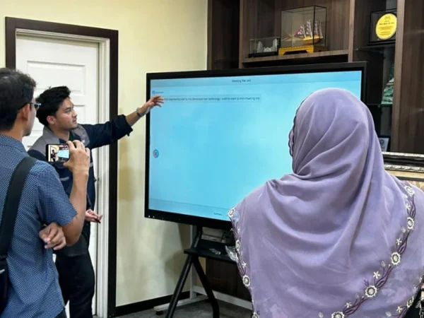 ai smartboard majlis agama islam negeri johor israk solutions arvia solutions