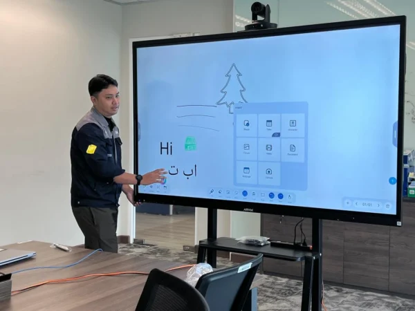 ai smartboard majlis bandaraya johor bahru mbmb israk solutions arvia solutions