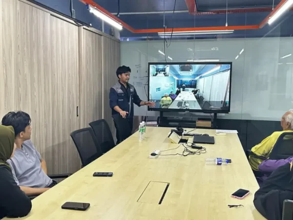 ai-smartboard-malaysia-dynatest-asia-arvia-solutions-00002