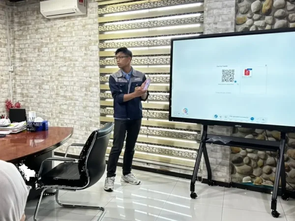 ai smartboard malaysia paksi bina global arvia solutions