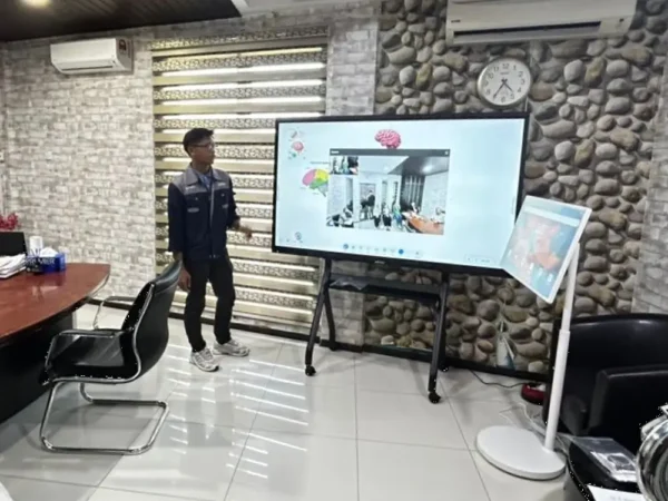 ai smartboard malaysia paksi bina global arvia solutions