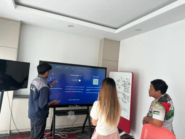 ai smartboard meraque service israk solutions arvia solutions