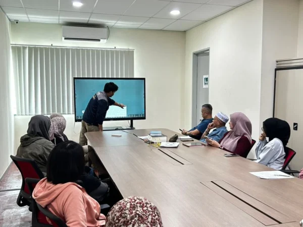 ai smartboard pustaka yakin pelajar arvia solutions israk solutions