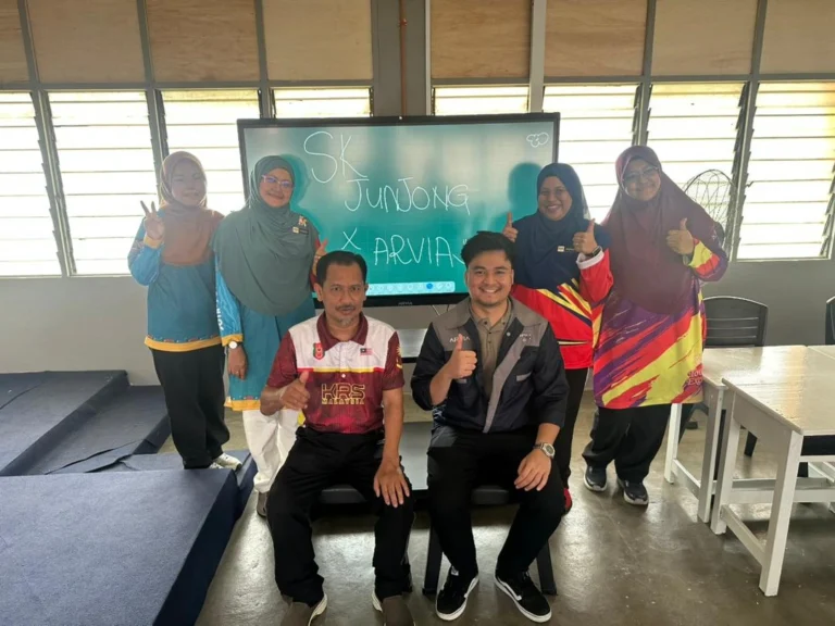 ai smartboard sk junjong arvia solutions israk solutions