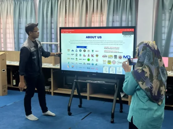 ai smartboard sk taman hi-tech israk solutions arvia solutions