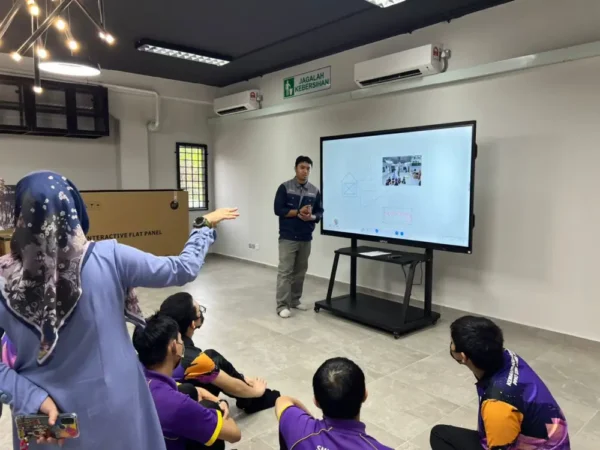 ai smartboard smk desa orkid israk solutions arvia solutions