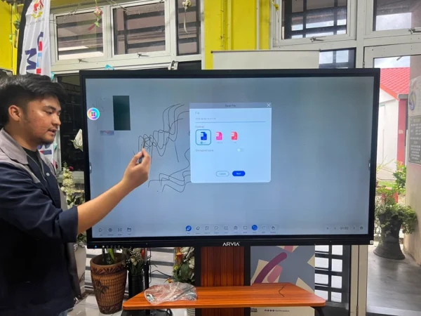 arvia ai smartboard smk sultan yussuf israk solutions