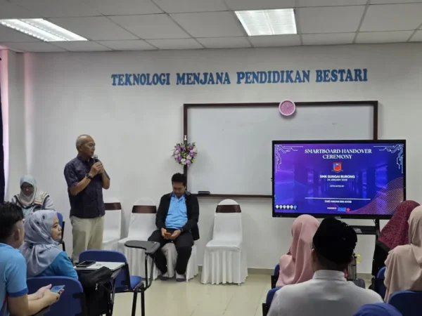 ai smartboard smk sungai burong arvia solutions israk solutions
