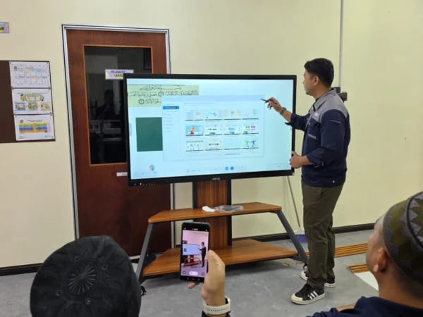 arvia ai smartboard srain cameron highlands israk solutions