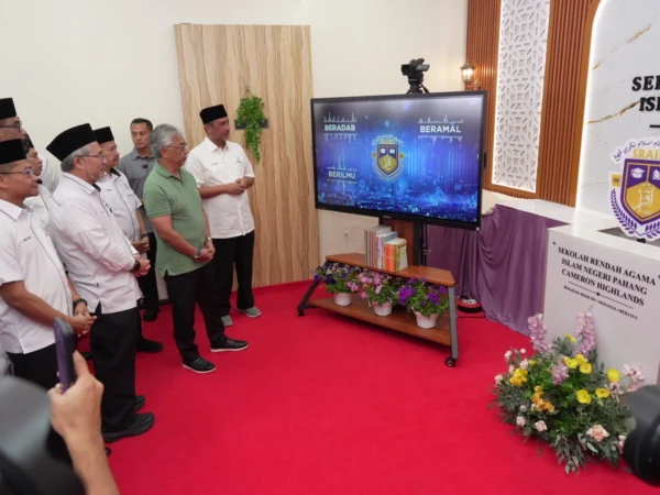 arvia ai smartboard srain cameron highlands israk solutions