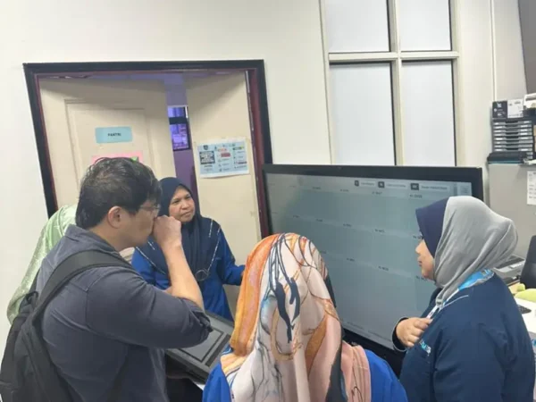 ai smartboard ukm digital sdn bhd arvia solutions israk solutions
