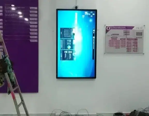annur-hospital-digital-signage-monitor-003