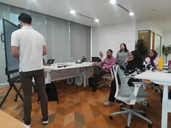 ARV200 Smartboard and ARV-VC-1702 Video Conferencing System Installation TNB