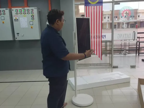 Smartboard installation at MRSM Baling