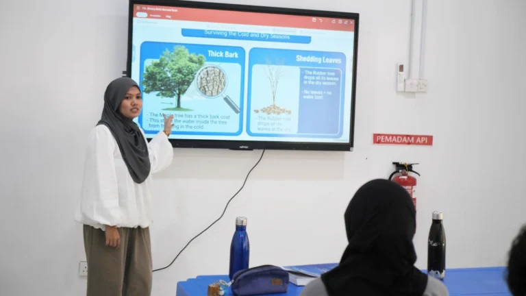 arvia ai smartboard akademi mahfaa autisme center israk solutions