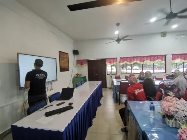 arvia-arv-100-smartboard-65-inch-smk-aminuddin-baki-johor-bharu010