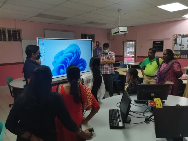 Interactive Smartboard for Sekolah Jenis Kebangsaan (T) Jalan Lobak, Seremban – 2022 – Complete Solutions