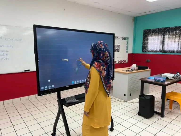 smartboard sk puchong israk solutions arvia solutions
