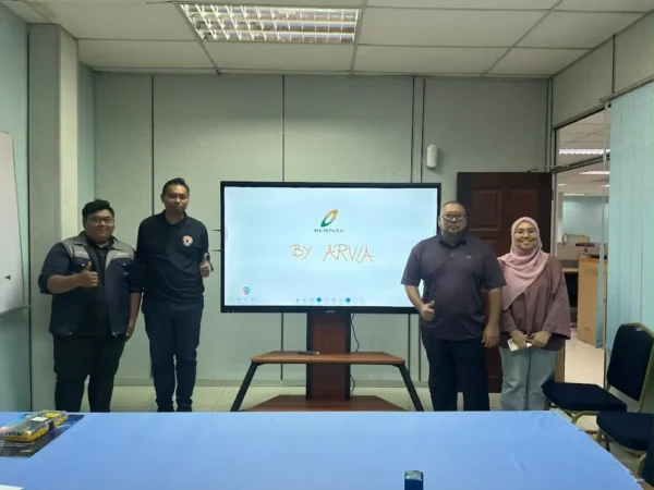 Team Arvia with BERNAS Padi Bernas Jitra, Kedah team, set up by Israk Solutions