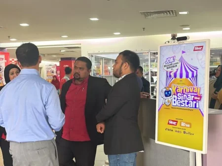 arvia-smartboard-and-flip-touch-pre-launch-karnival-pendidikan-sinar-bestari-001