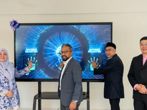 arvia ai smartboard malaysia arvia solutions israk solutions