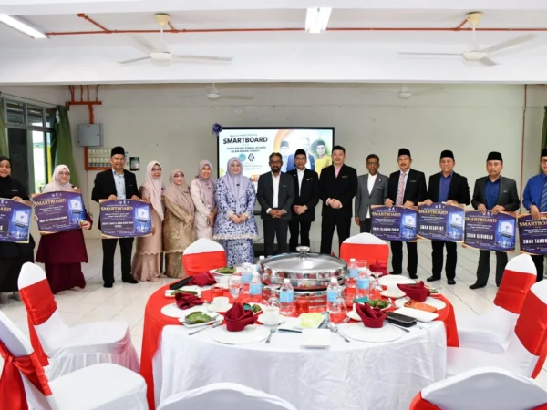 arvia smartboard malaysia israk solutions ybs