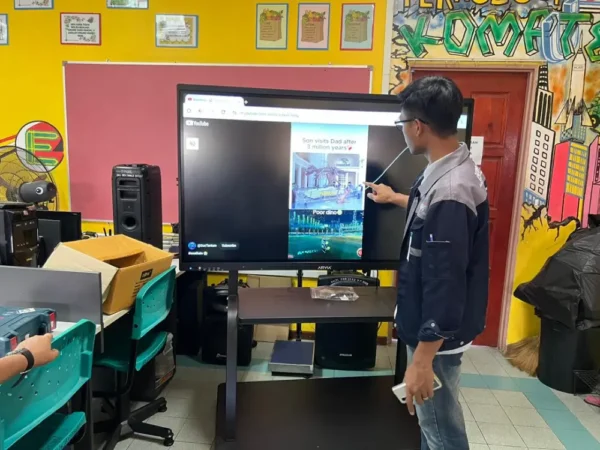 arvia interactive smartboard sk jubli intan israk solutions arvia solutions