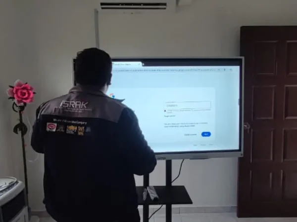 arvia smartboard smart fork empire israk solutions