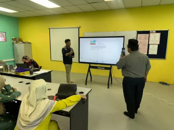 arvia smartboard smk kuala kurau israk solutions arvia solutionss