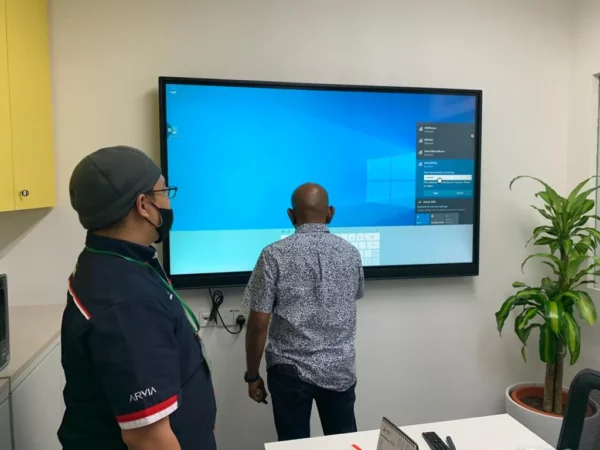 azimuth-international-interactive-smartboard-004