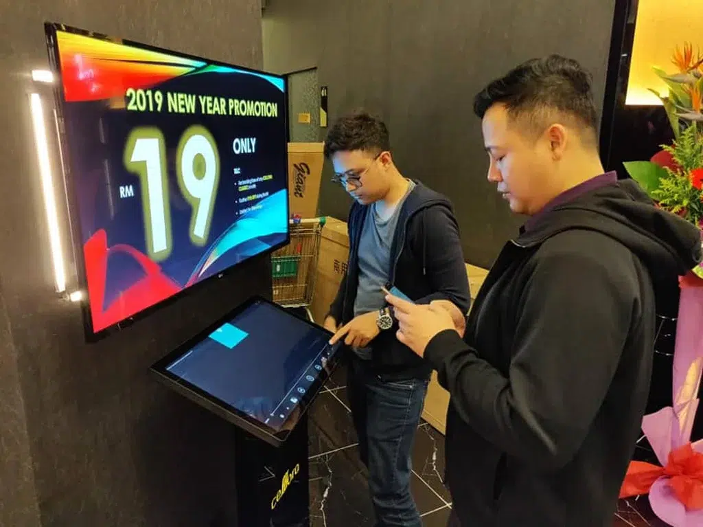 Touchscreen Monitor Kiosk for Celllora MediSpa 2018- Complete Solutions