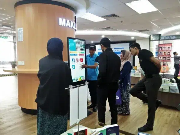 dewan-bahasa-dan-pustaka-touchscreen-floor-standing-kiosk-002